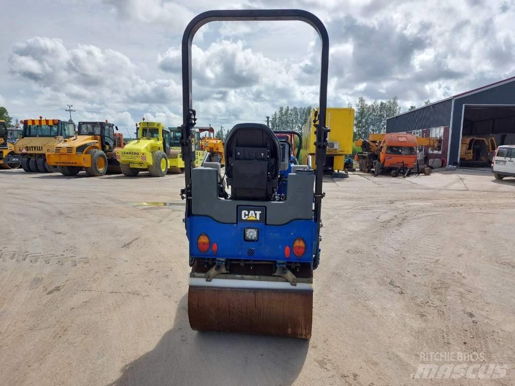CAT CB 22B Tvilling tromle