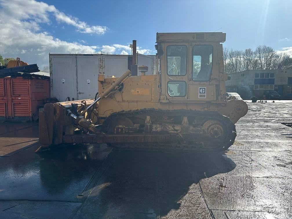 CAT D6D with winch Bulldozer på larvebånd