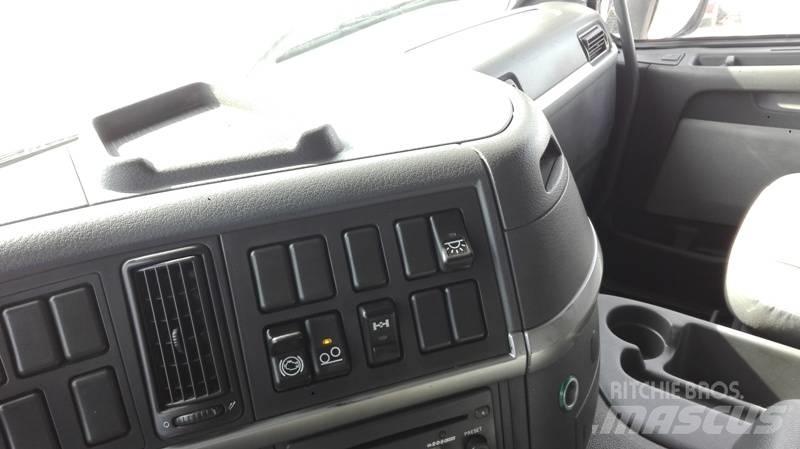 Volvo FM 12 340 8X2 Chassis