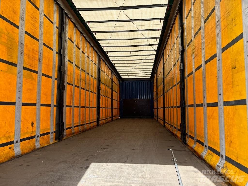 Krone Mega 2achs Semi-trailer med Gardinsider