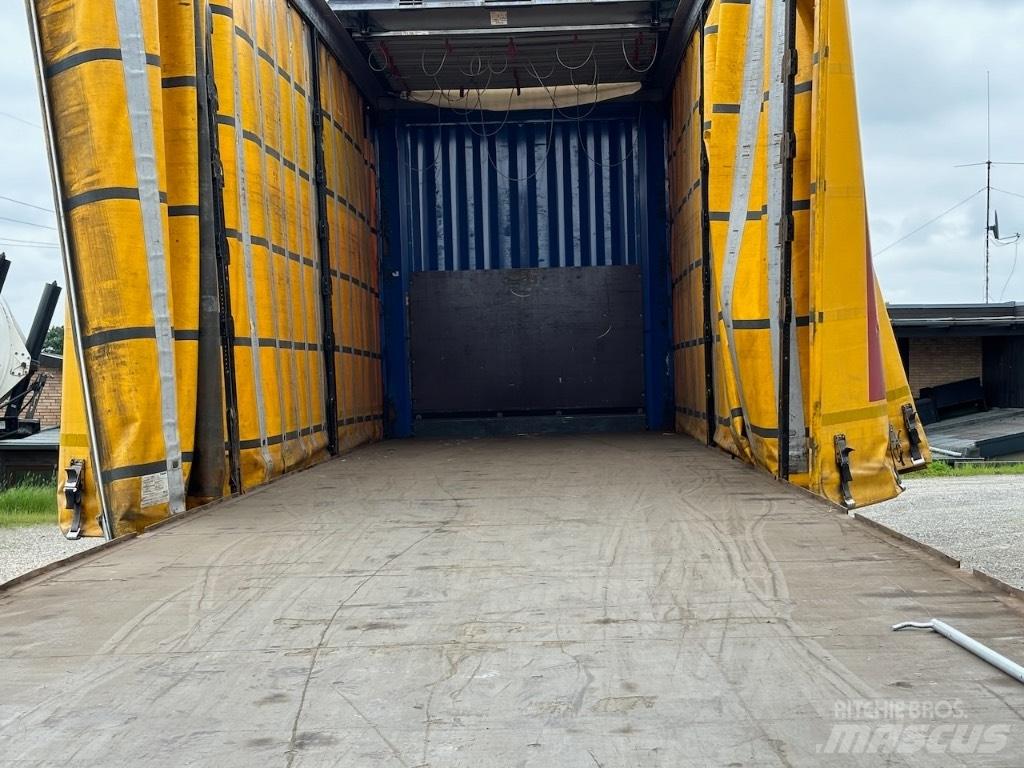 Krone Mega 2achs Semi-trailer med Gardinsider