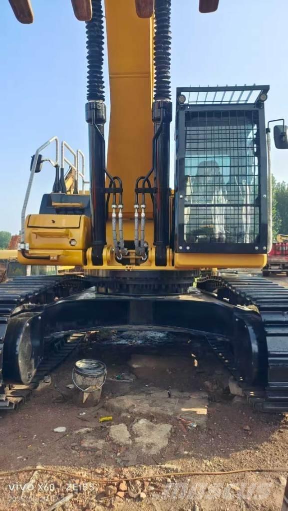 CAT 345 Gravemaskiner på larvebånd