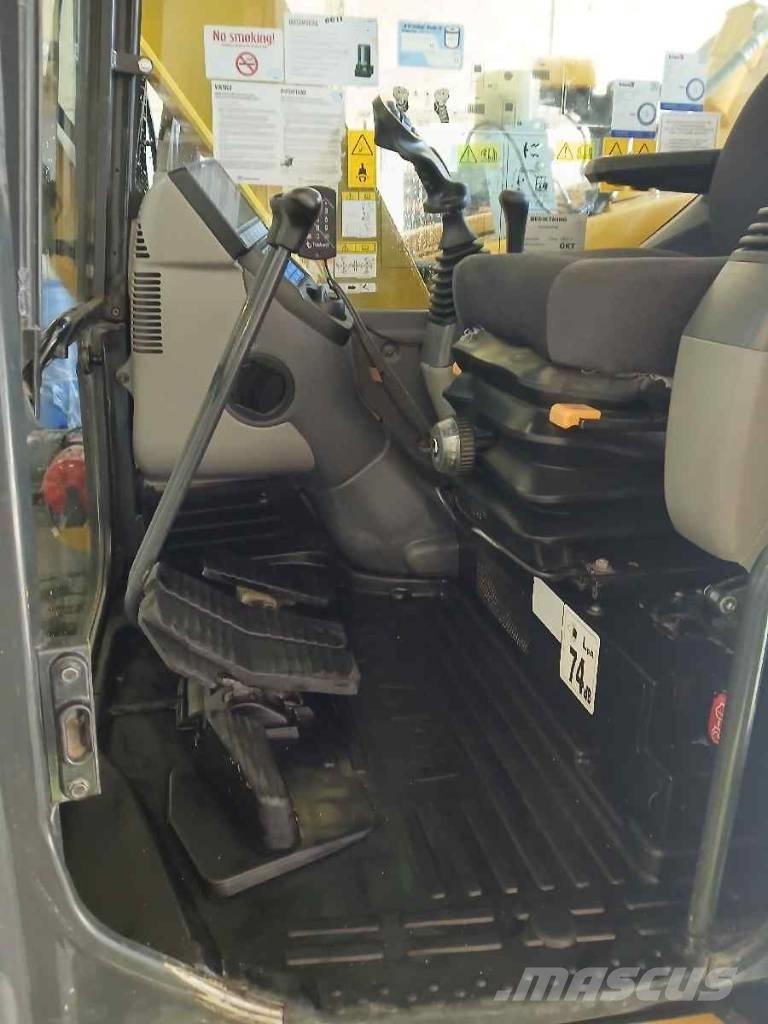 Komatsu PC78US-10 Midi-gravemaskiner 7t - 12t