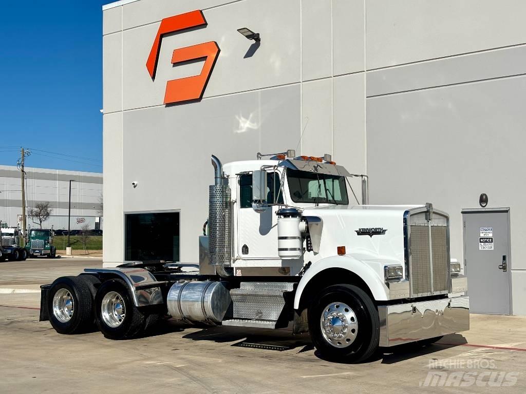 Kenworth W 900 Trækkere