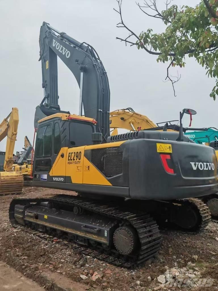 Volvo 290D Gravemaskiner på larvebånd