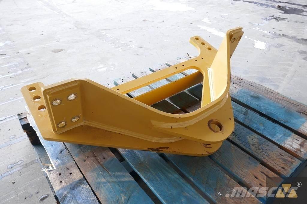 CAT 140M3 Drawbar Transport – Andet