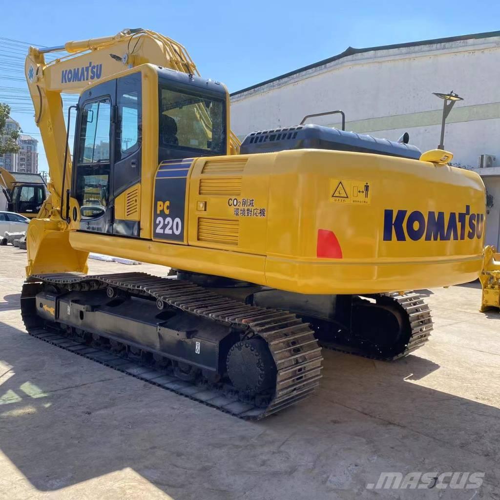 Komatsu PC 220 Gravemaskiner på larvebånd