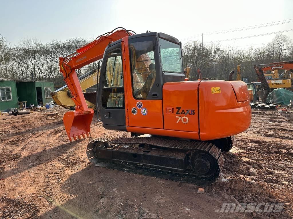 Hitachi ZX 70 Midi-gravemaskiner 7t - 12t