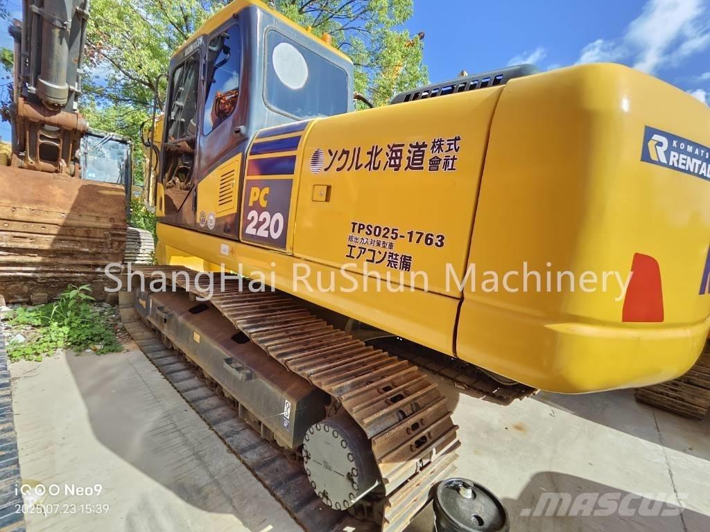 Komatsu 220-7 Gravemaskiner på larvebånd