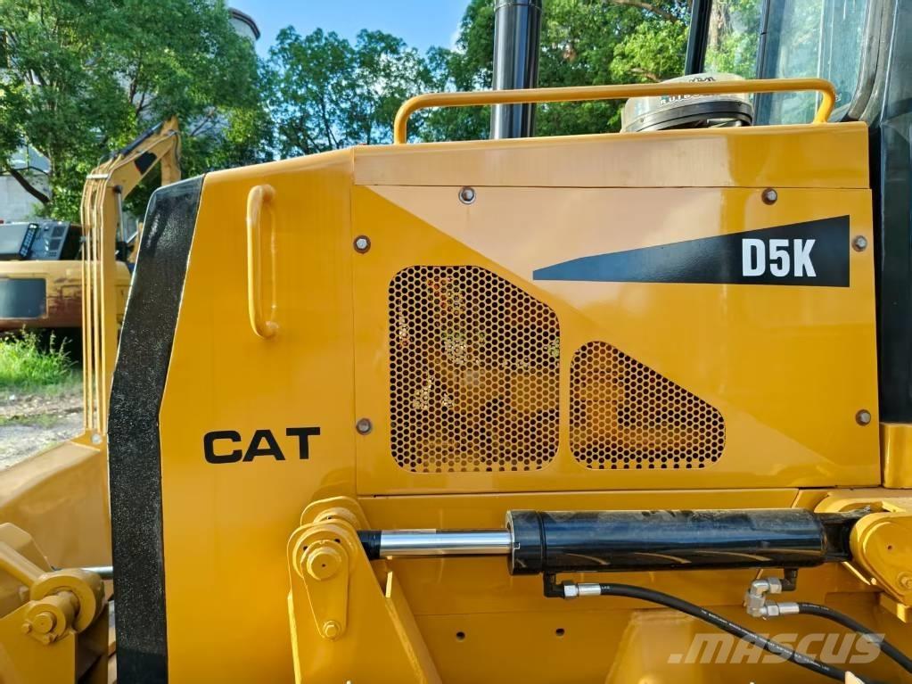 CAT D 5 K Bulldozer på larvebånd