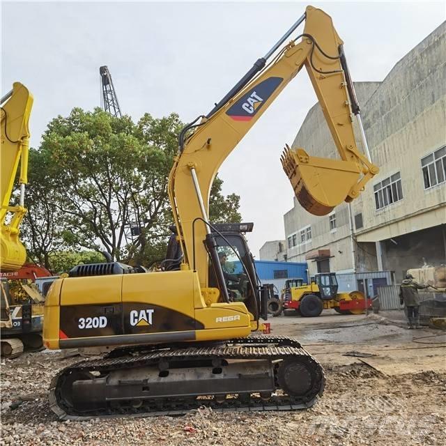 CAT 320D Gravemaskiner på larvebånd