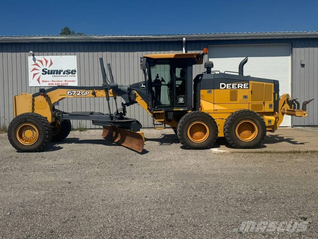 John Deere 672 GP Vejhøvle / Gradere