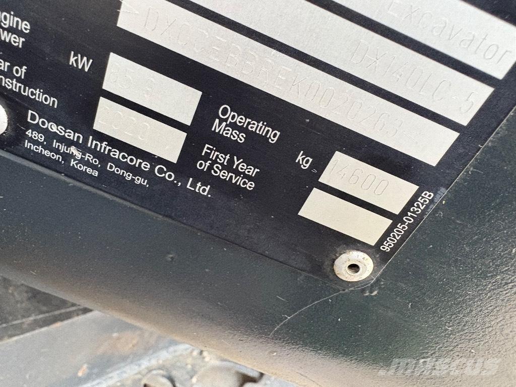 Doosan DX 140 LC Gravemaskiner på larvebånd