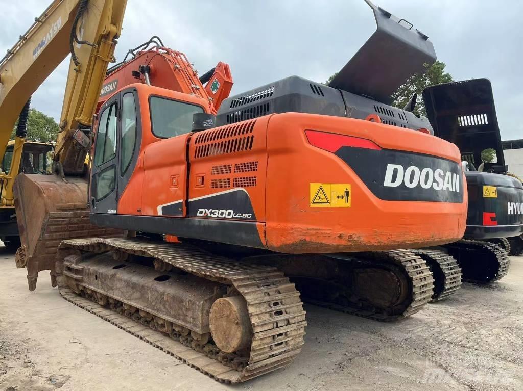 Doosan DX300LC-9C Gravemaskiner på larvebånd
