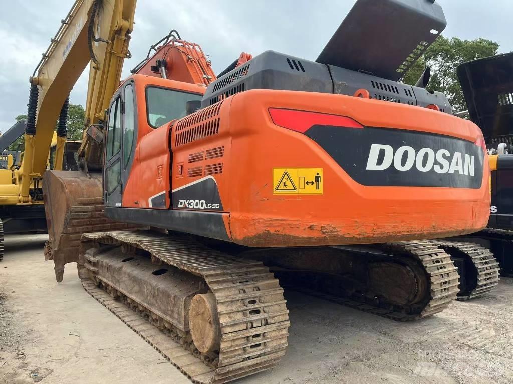 Doosan DX300LC-9C Gravemaskiner på larvebånd