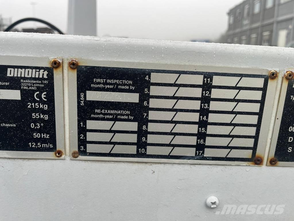 Dino 135 T Trailermonterede lifte
