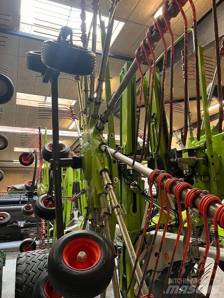 CLAAS Liner 4000 HHV River og høvendere