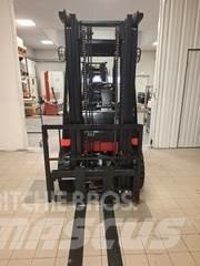 Manitou MI25D Terrængående gaffeltruck