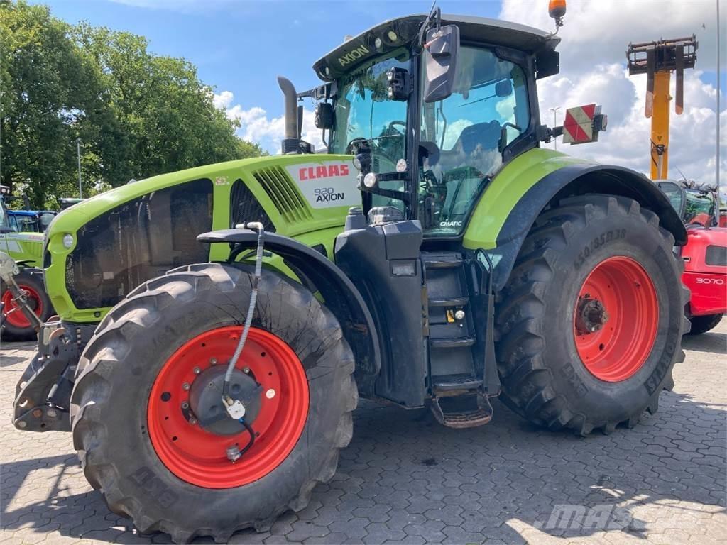 CLAAS Axion 920 Traktorer