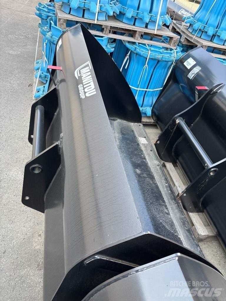 Manitou CBA 3000 Andet læsse- og graveudstyr