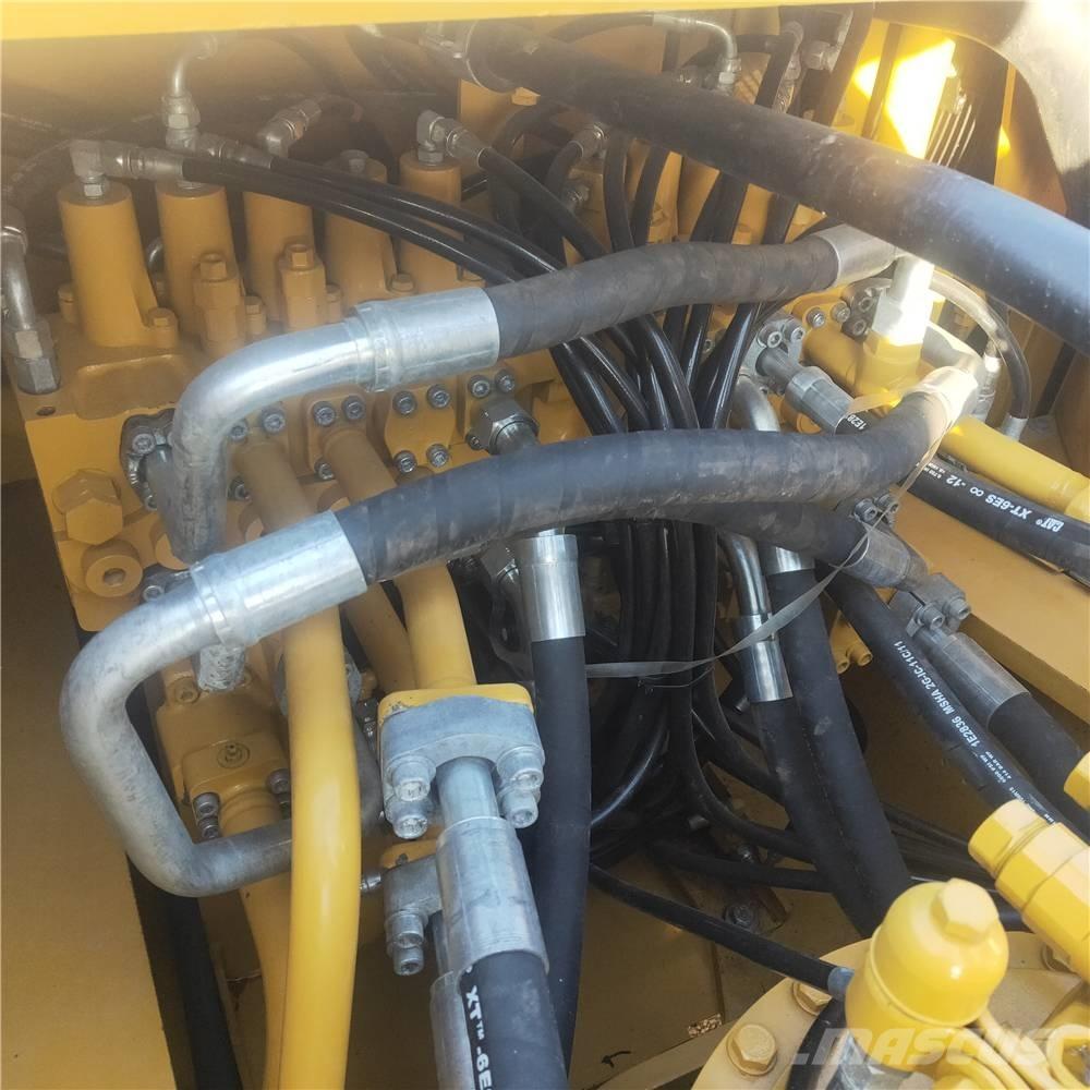 CAT 340D2 Gravemaskiner på larvebånd