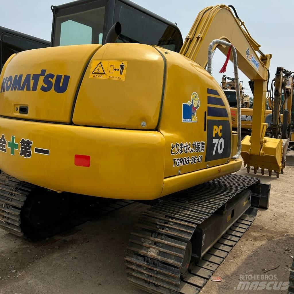 Komatsu 70-8 Gravemaskiner på larvebånd