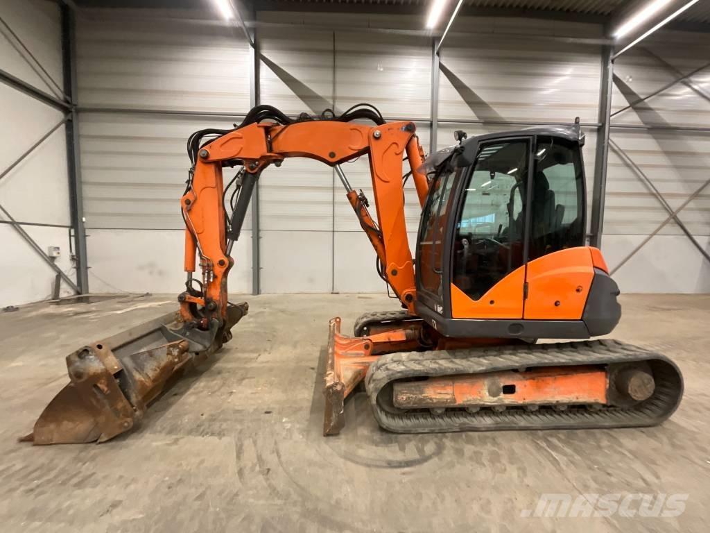 Mecalac 10 MCR Gravemaskiner på larvebånd