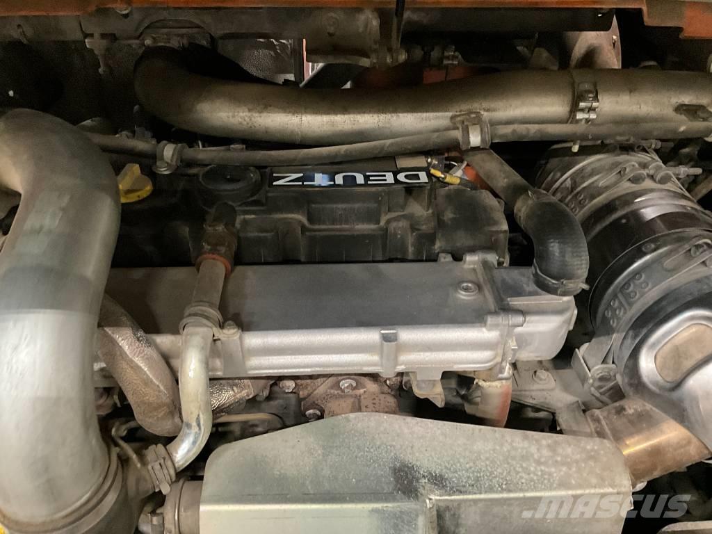 Mecalac 10 MCR Gravemaskiner på larvebånd