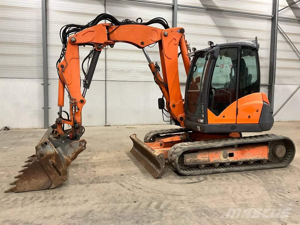 Mecalac 10 MCR Gravemaskiner på larvebånd