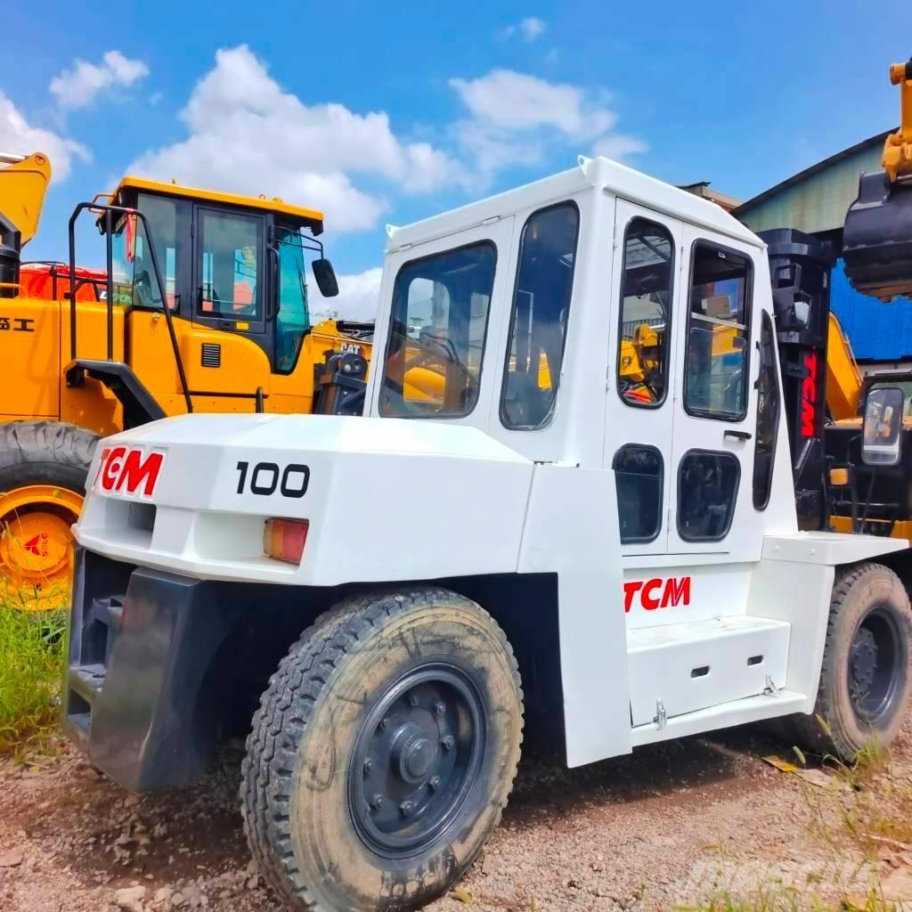 TCM FD100 Diesel gaffeltrucks