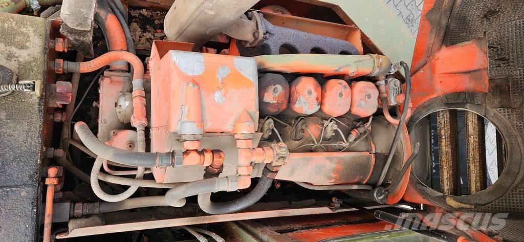 Atlas 1204 LC Special gravemaskiner