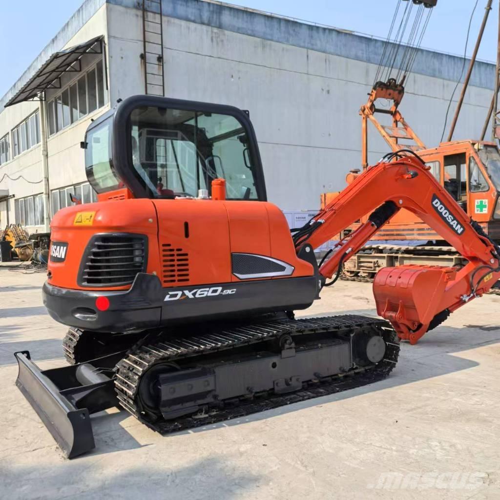 Doosan DX 60-9 C Gravemaskiner på larvebånd