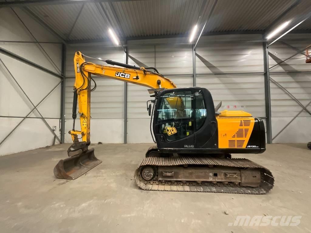 JCB JS 130 LC 4F Gravemaskiner på larvebånd
