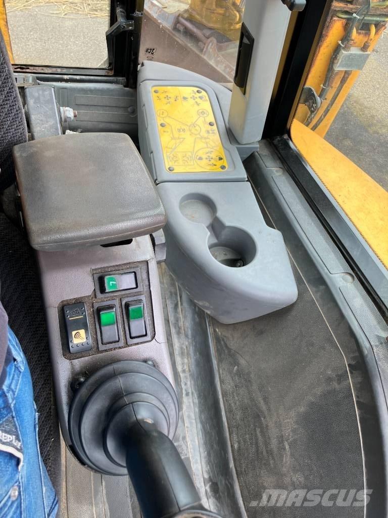 JCB 4 CX Rendegravere