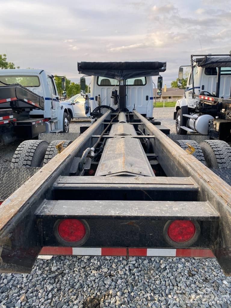 Freightliner CB Demonterbare/wirehejs lastbiler