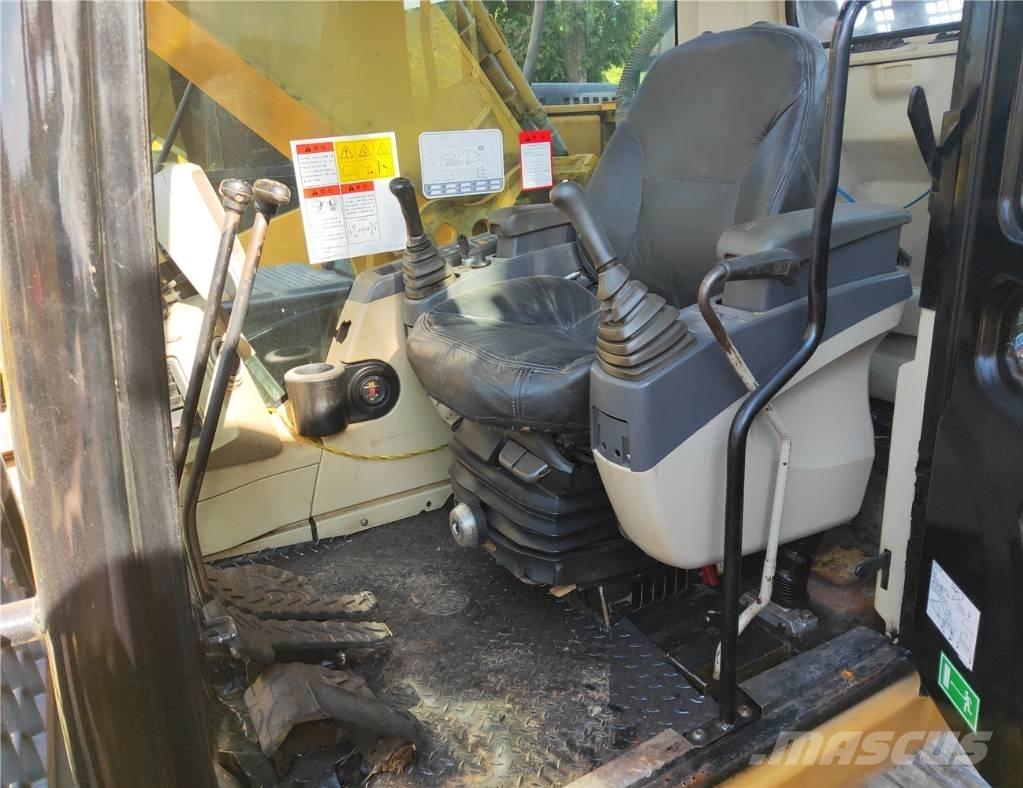 CAT 325C Gravemaskiner på larvebånd