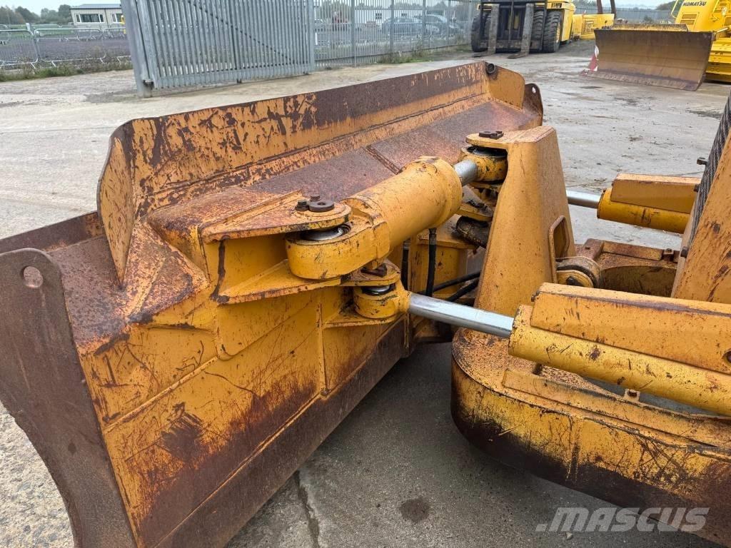 Komatsu D 58 E-1 Bulldozer på larvebånd