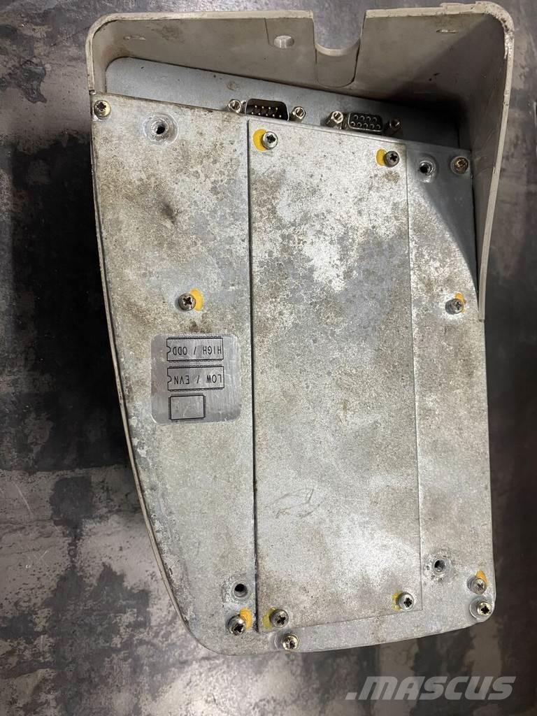 Liebherr A934C Transport – Andet