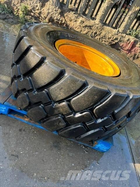 Goodyear Industrial Hjul, Dæk og Fælge