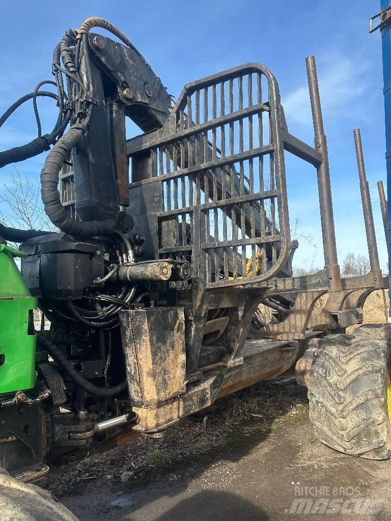 John Deere 1010 E Udkørselsmaskiner