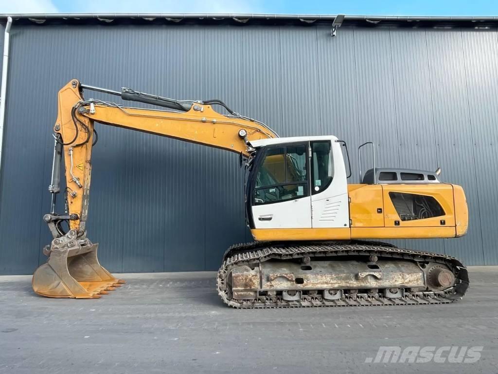 Liebherr R922 SLC Gravemaskiner på larvebånd