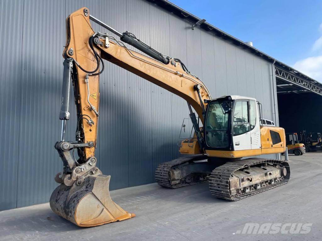 Liebherr R922 SLC Gravemaskiner på larvebånd