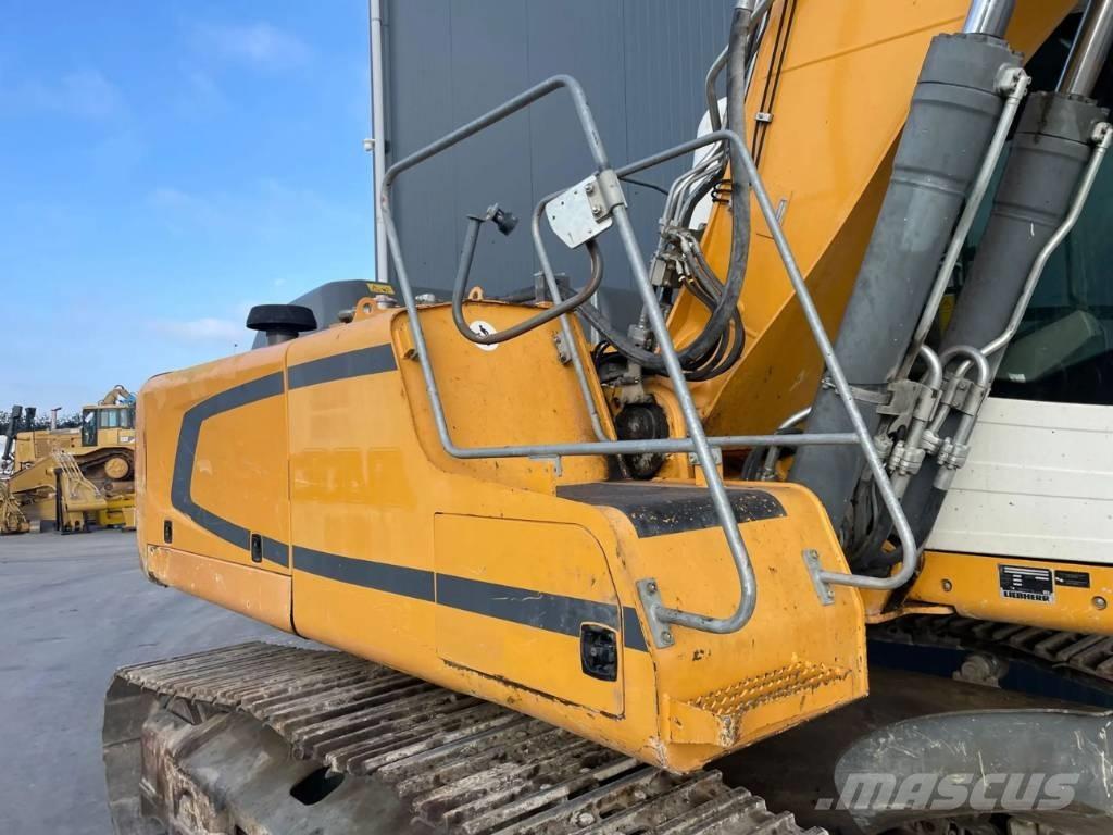 Liebherr R922 SLC Gravemaskiner på larvebånd