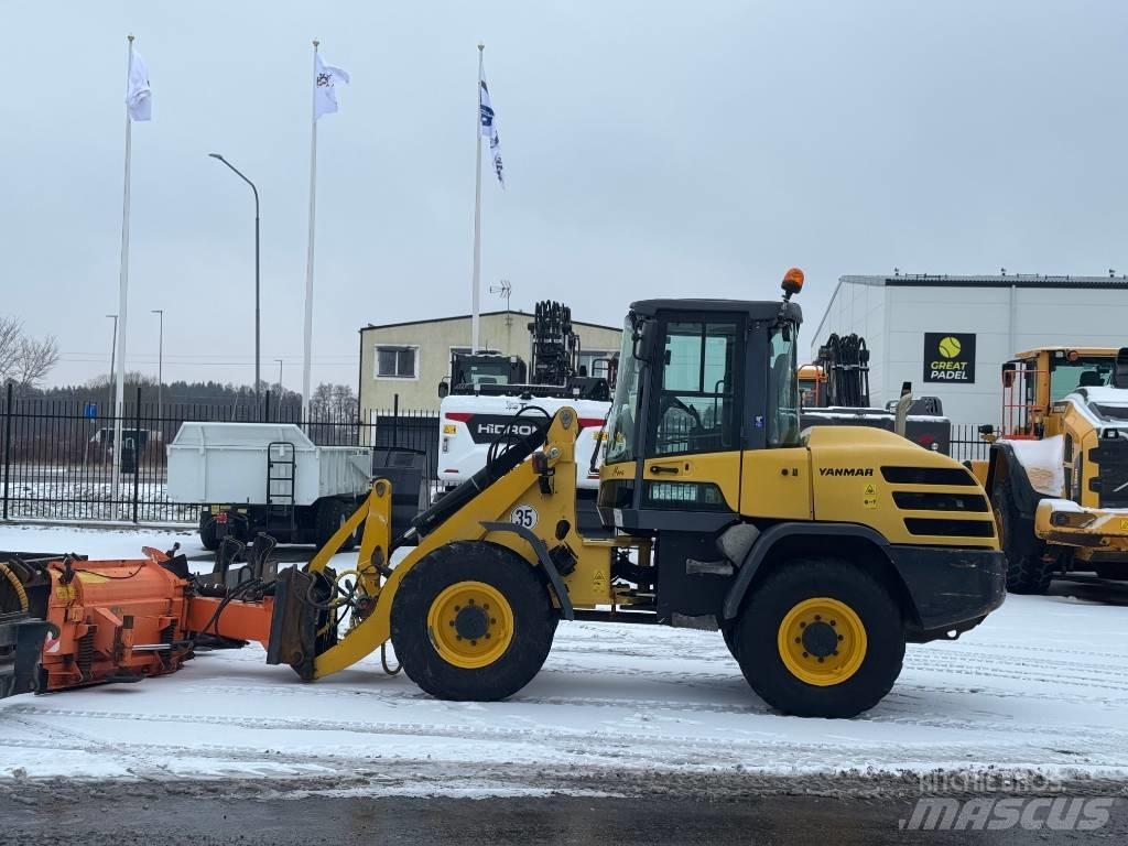 Yanmar V 120 Læssemaskiner på hjul