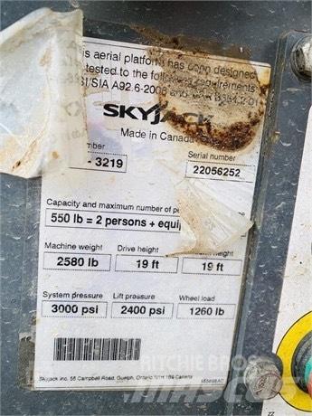 SkyJack SJ 3219 Saxlifte