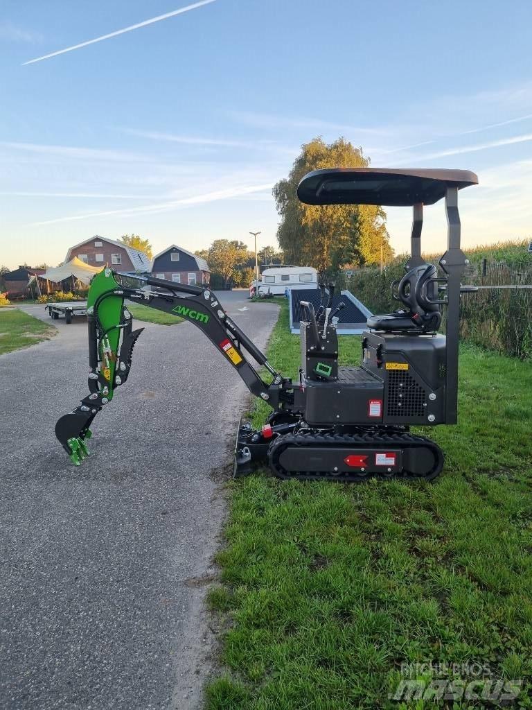 WCM CTX8010S Minigravemaskiner