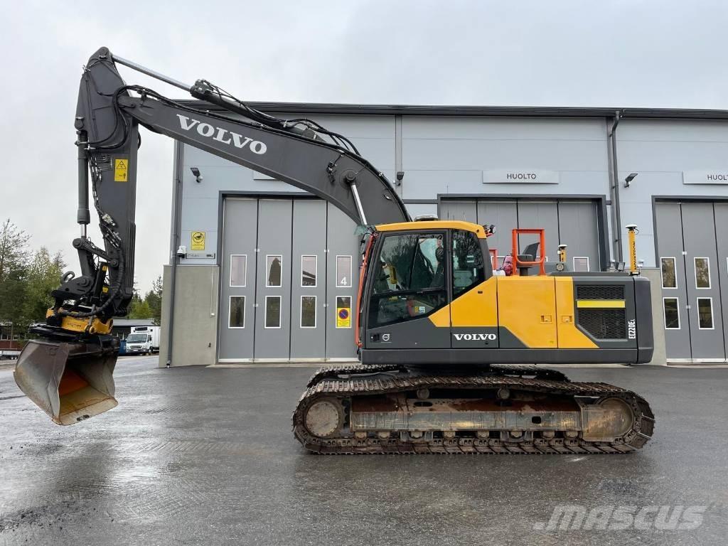 Volvo EC 220 E Gravemaskiner på larvebånd