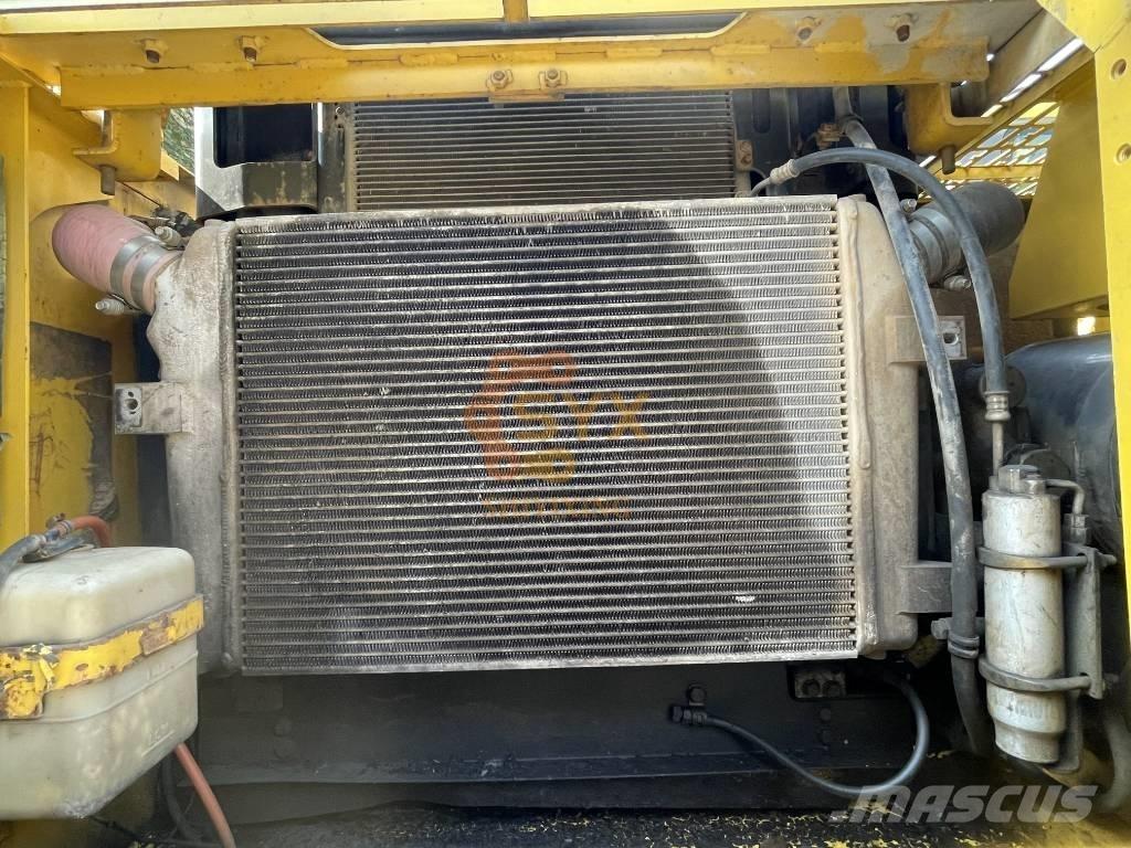 Komatsu PC 360-7 Gravemaskiner på larvebånd