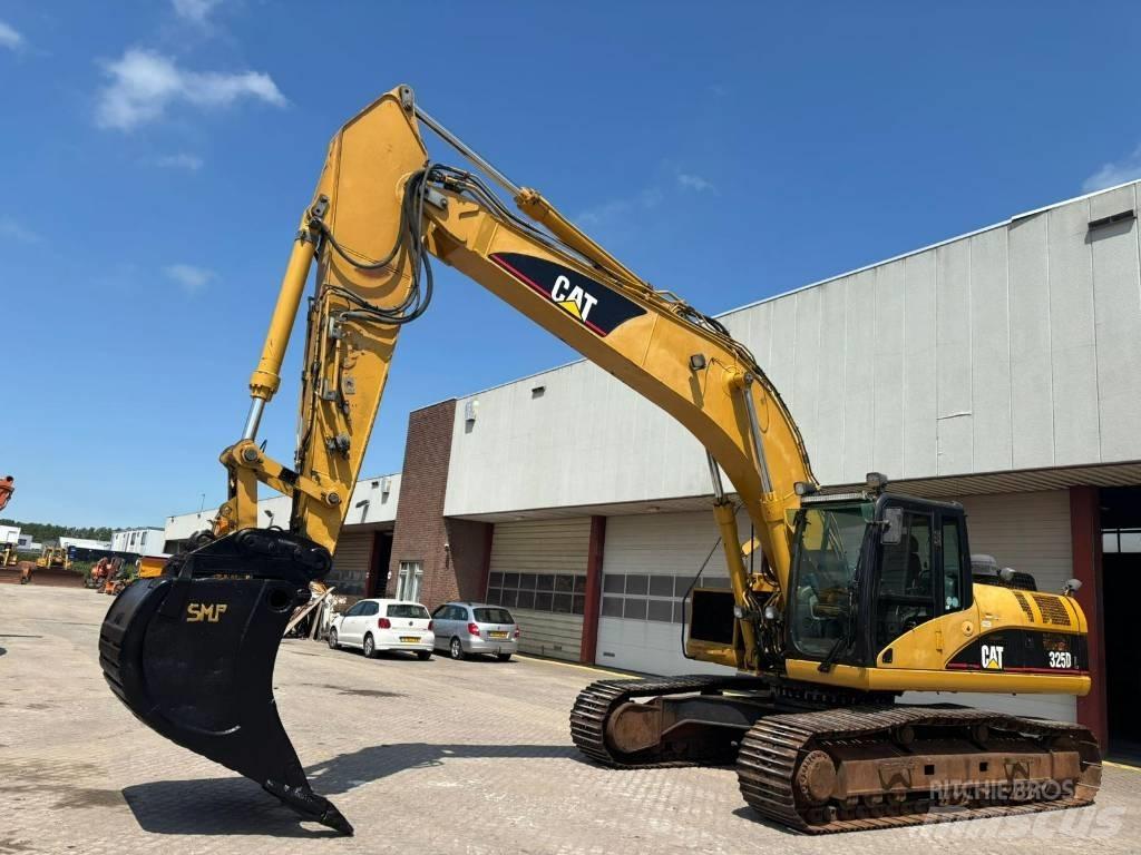 CAT 325 D L Gravemaskiner på larvebånd