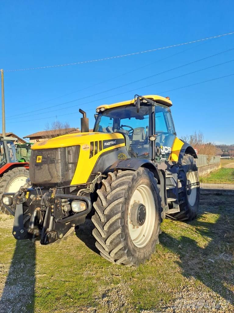 JCB Fastrac 8250 Traktorer